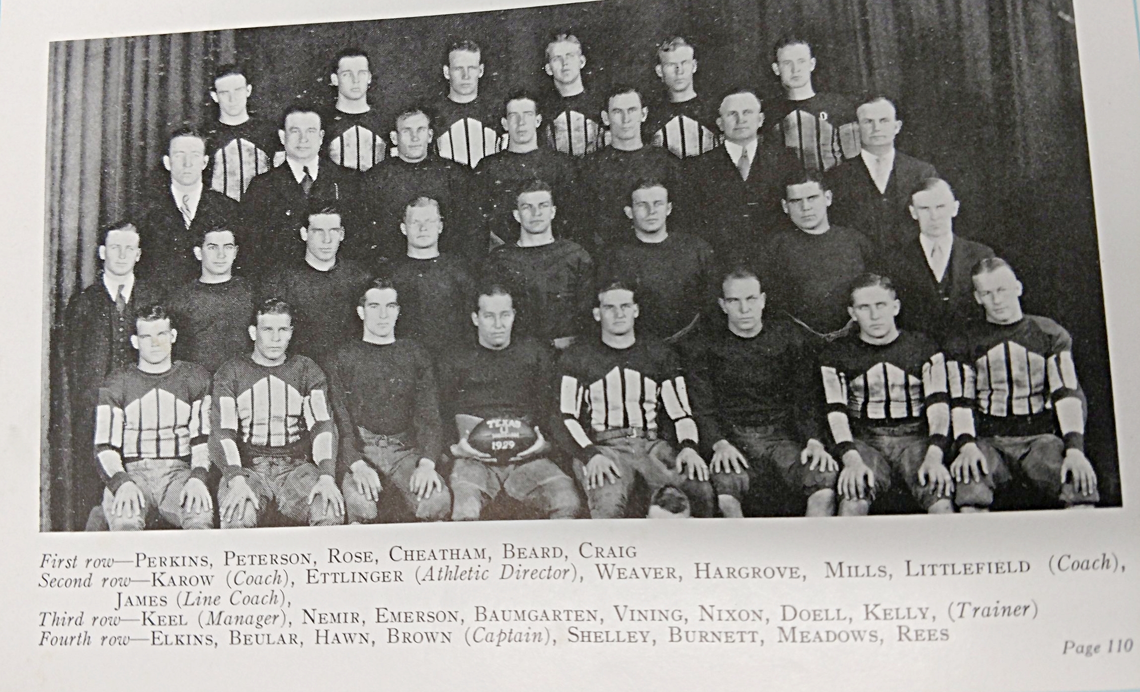 1929-1930 football (34).jpg