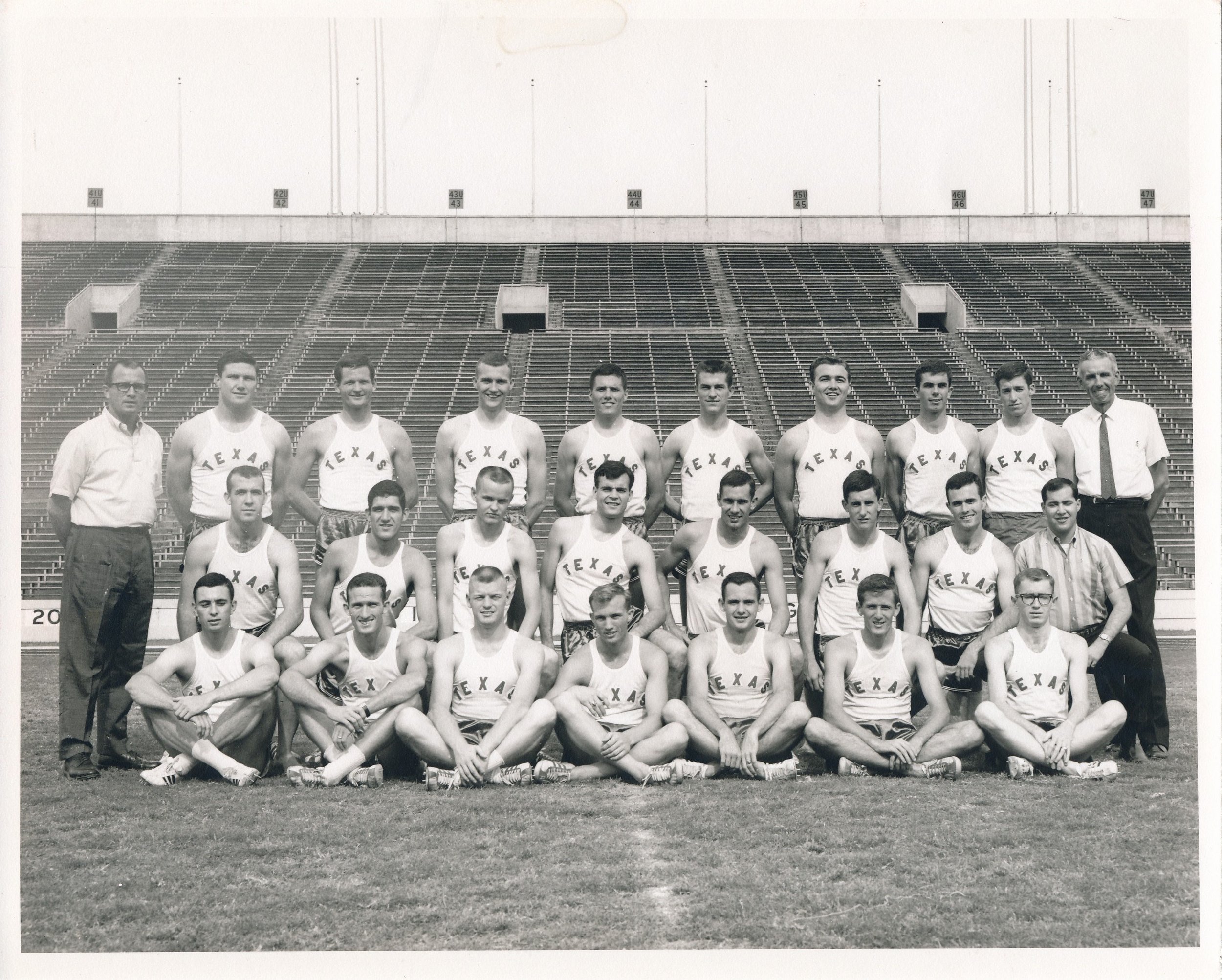 1964 track team.jpg