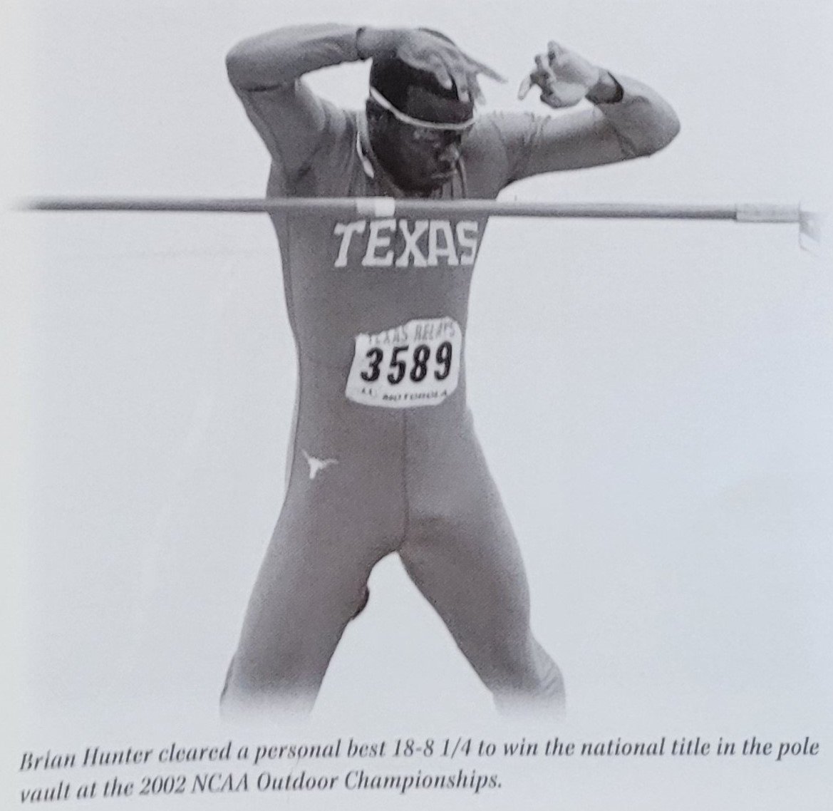 2002 men's track  Brian Hunter.jpg