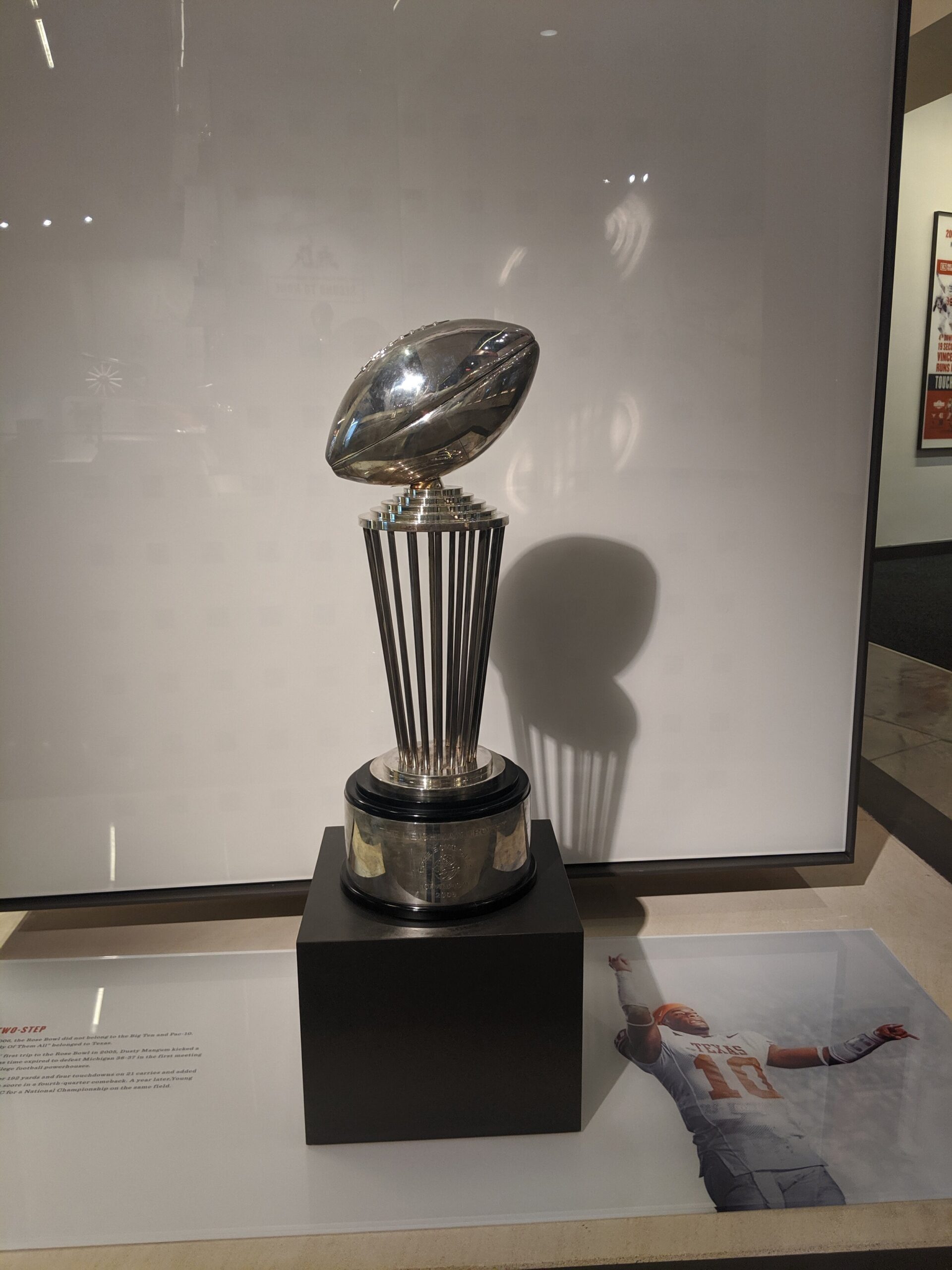 2005 Rose Bowl trophy