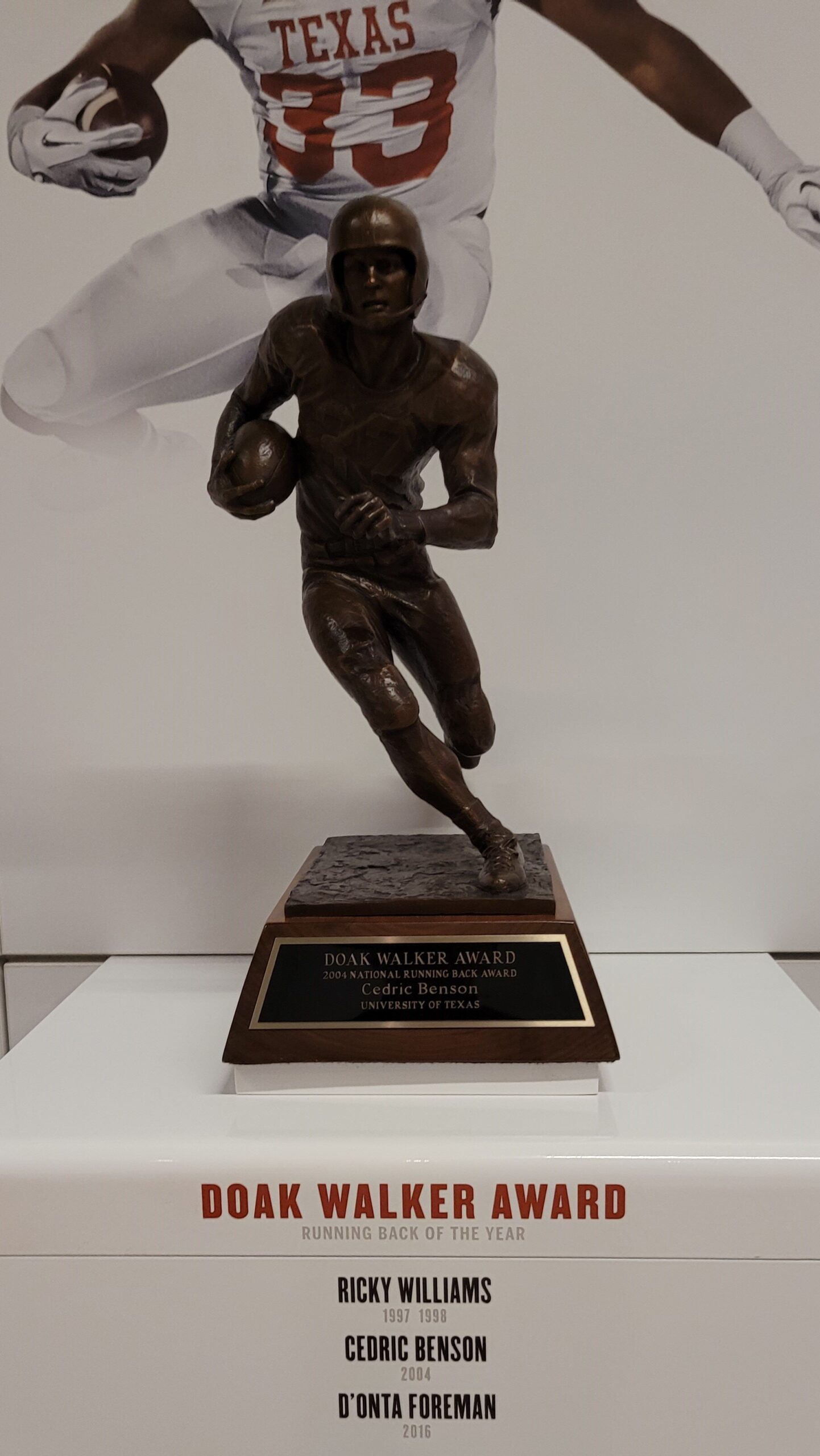 Doak Walker Award  - Ricky Williams 1998 and  Colt McCoy  2008-2009- D'Onta Foreman 2016.jpg