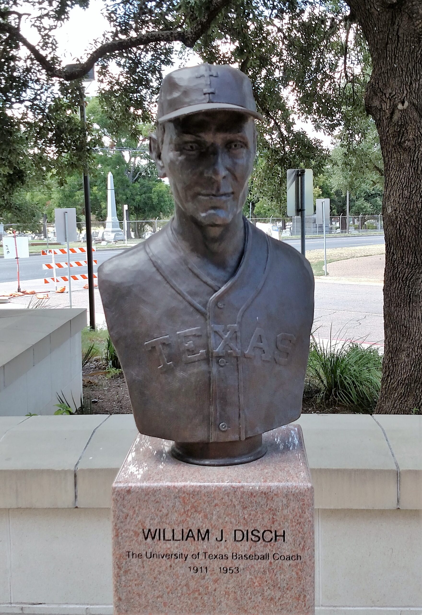 Statute of Coach Disch